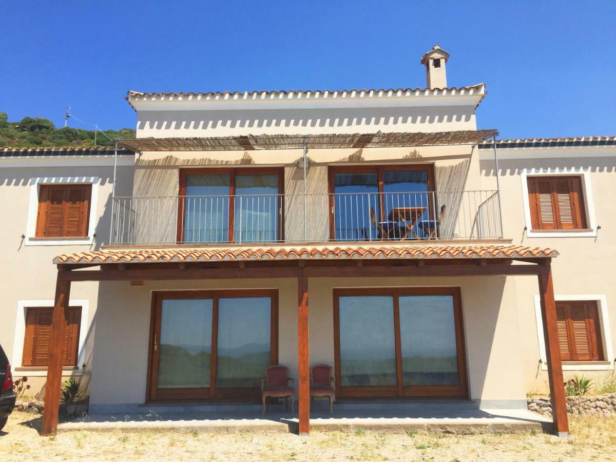 Villa Del Mandorlo